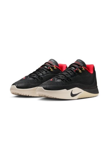 NIKE S.T. FLARE