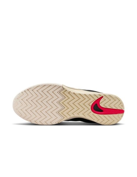 NIKE S.T. FLARE