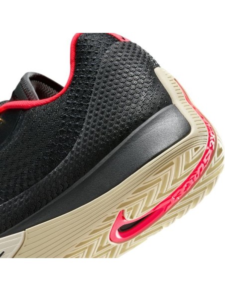 NIKE S.T. FLARE