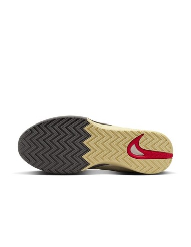 NIKE STREET FLARE