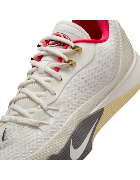 NIKE STREET FLARE