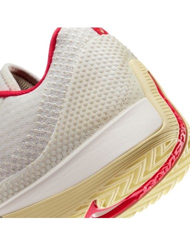 NIKE STREET FLARE