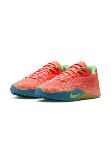 NIKE S.T. FLARE