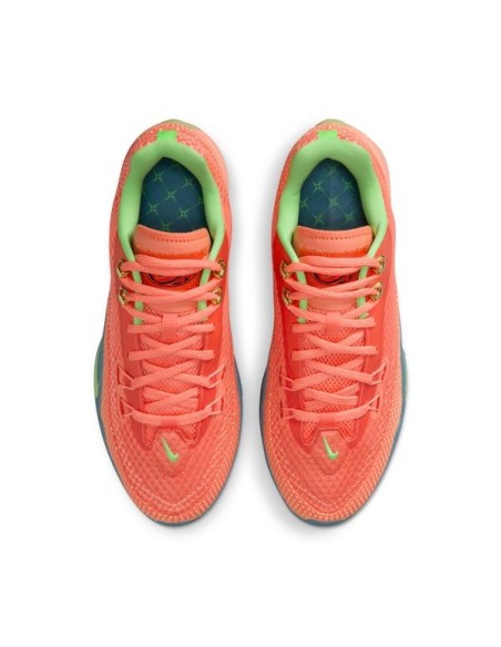 NIKE S.T. FLARE