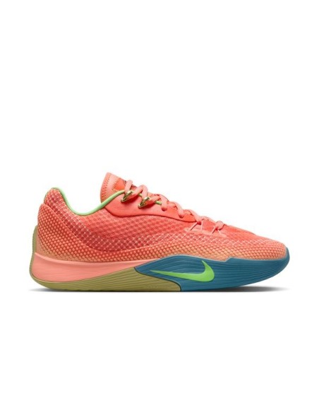 NIKE S.T. FLARE