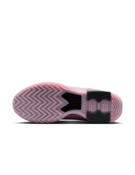 LEBRON WITNESS 9
