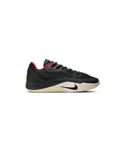 NIKE S.T. FLARE