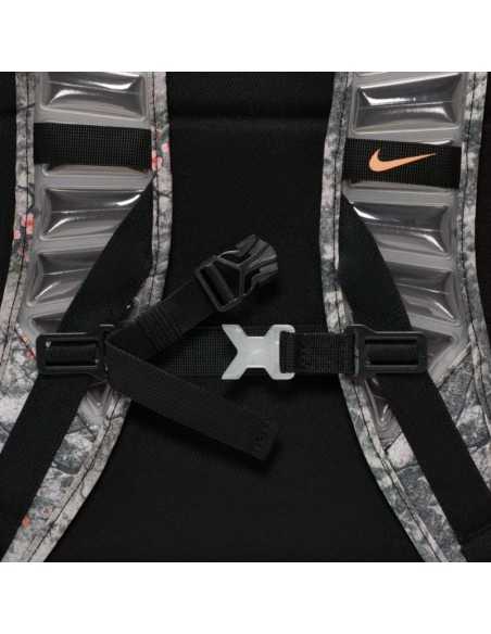 Nike Varsity Elite