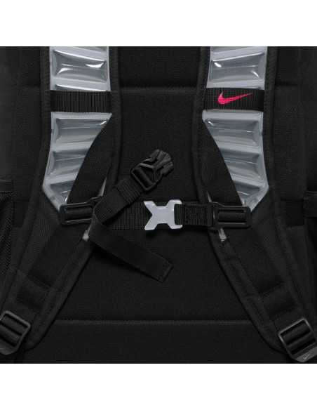 NIKE VARSITY ELITE